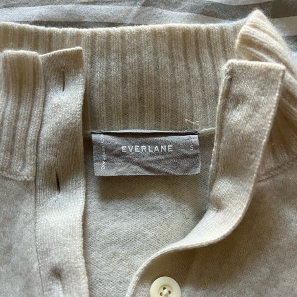 Everlane Cashmere Sweater - Picture 2 of 3